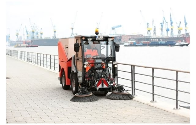 Kar Küreme Makinesi