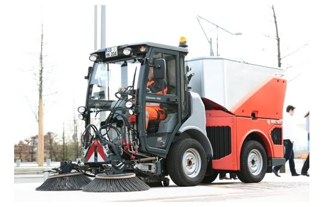 Kar Küreme Makinesi